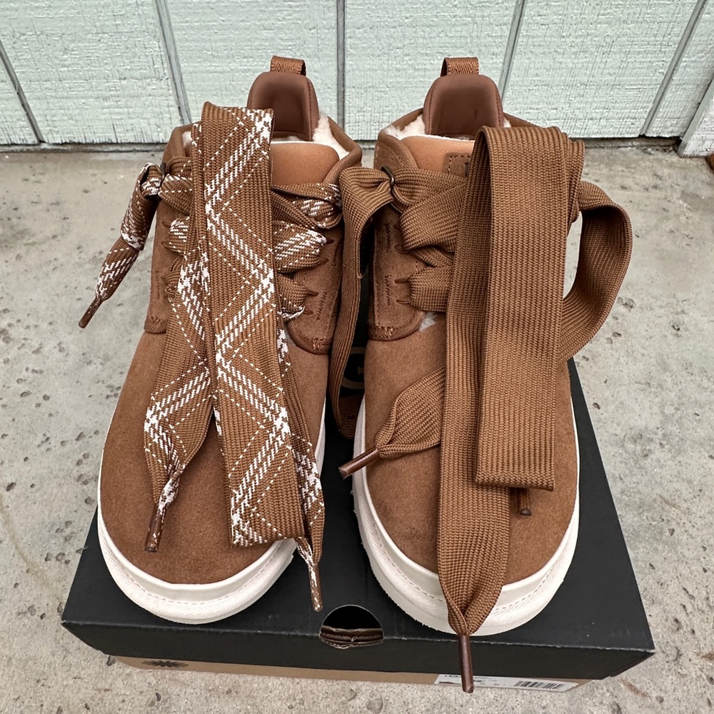 UGG Brown Men's Lace-Up Boots size M 12